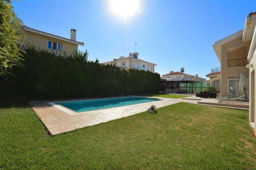 Villa Daryah Sirina Bay Протарас Екстер'єр фото
